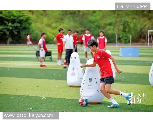 昆明足球培训学校助力青少年成长培养足球人才的理想之地